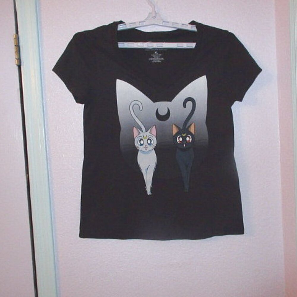 Sailor Moon Cats T-Shirt Size XL Artemis & Luna Manga Whimsigoth Baddie Moody - Picture 3 of 8